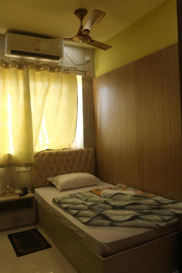 Hotel Himalaya Agartala Esterno foto