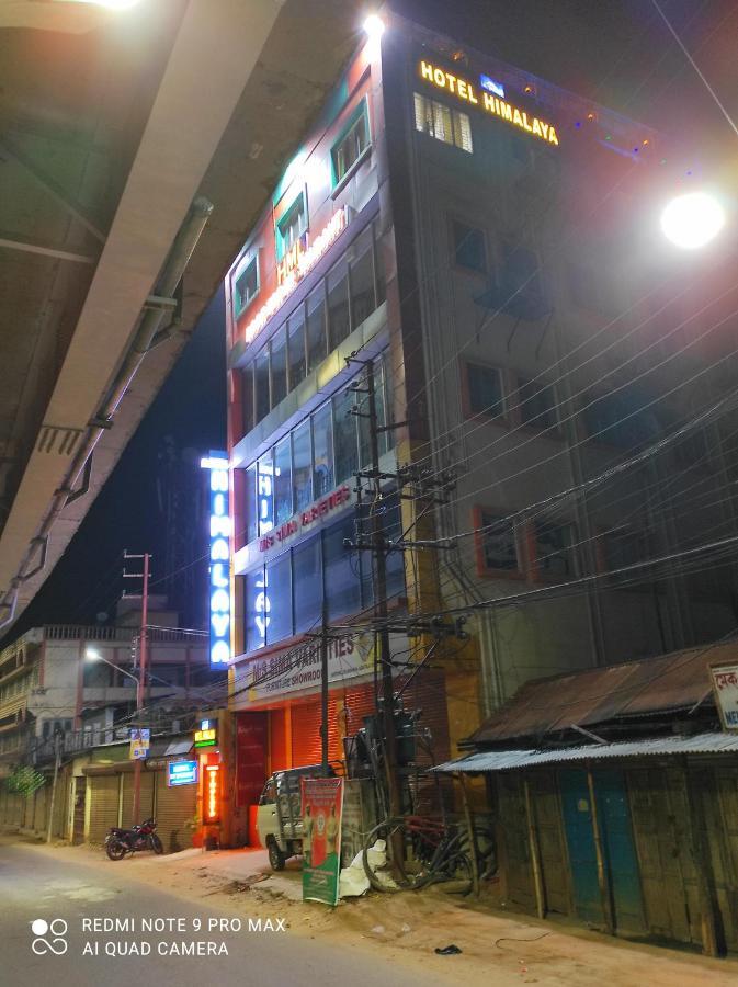 Hotel Himalaya Agartala Esterno foto